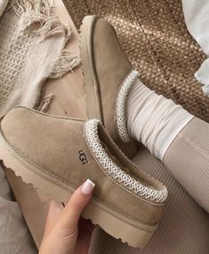 UGG Tazz Slipper Mustard Seed (W) Tazz Slipper, Cute Uggs, Ugg Ugg, Ugg Tazz, Ugg Tasman Slippers, Happy September, Short Ankle Boots, Trendy Shoes Sneakers, Pretty Shoes Sneakers