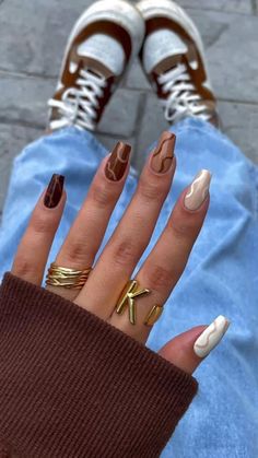 Brown Acrylic Nails, Nail Art For Beginners, Colorful Nails, Thanksgiving Nails, Short Acrylic Nails, Nail Arts