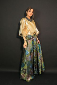 Brocade Skirt, Skirt Floral, Floral Maxi Skirt, Gold Satin, Satin Top, Womens Clothing Tops, Favorite Outfit, Maxi Skirt