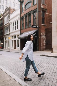 Outfit With Loafers Women, Jeans And Loafers Outfit, White Loafers Outfit, Winter Office Outfits Women, Loafers Shoes Outfit, Loafers Outfit Summer, Loafer Outfits Women, Loafers Women Outfit