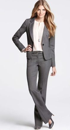 Ann Taylor - ANN Suit Shop Gray Suit Women, School Interview Outfit, Medical School Interview Outfit, Interview Outfit Women, Business Professional Outfits For Interview, Outfits For Interview, Business Formal Women, Medical School Interview, School Interview