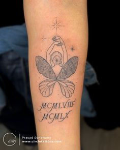 a woman's leg with a tattoo on it that says mcmllyvie mcmlly