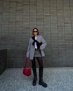 @gracejeramie with our red Willow shoulder bag Trend 2023, Fall Trend, Fall Trends, Shoulder Bag, Red