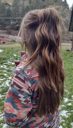 Western Hairstyle♣️🪶 Western Hair Styles, Western Hairstyles, Country Hairstyles, Western Hair, Brown Hair Inspo, Looks Country, Peinados Fáciles Para Cabello Corto, Hair Stylies, Hair Color Ideas