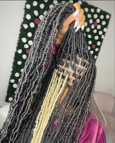 Braids Ideas For Black Women Color, Soft Locs With Peekaboo, Peekaboo Faux Locs, Bestie Hairstyles, Peekaboo Soft Locs, Soft Loc Styles, Peekaboo Locs, Vacation Hairstyle, Peak A Boo