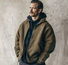 Outdoorsmen Style, Stylish Men Wear, Sherpa Fleece Jacket, Men Closet, Estilo Country, Stylish Men Casual, Winter Outfits Men