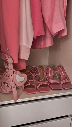 Wallpers Pink, Pink Core, Mode Rose, Pink Clothes, Pink Lifestyle, Mode Zara, Pink Life, Pink Girly Things, Pink Vibes