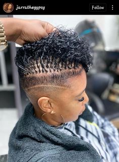 Tapered Natural Hair Cut, Braids With Shaved Sides, Short Hair Designs, Short Shaved Hairstyles, Shaved Side Hairstyles, Tapered Natural Hair, Natural Hair Cuts, Tapered Hair, Sister Locs