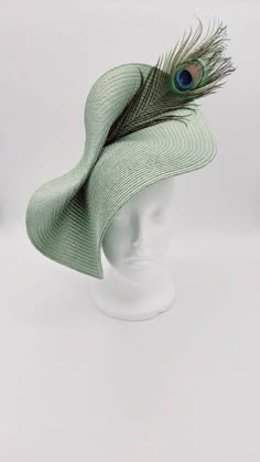 Charlotte - an elegant pale sage green fascinator with a peacock feather accent.  Attached to a thin headband for ease of use.   This stunning handmade hat would be perfect for horse races, weddings, church, christening, tea parties, cocktail parties, birthdays, bridal showers, engagement parties, bachelorette parties, baby showers, Mother's Day or just because you're ready to slay. If you're interested in having Rose + Ivy design a custom hat for your occasion, please send us a message and incl Horse Race Hats, Fascinator Hats Diy, Green Fascinator, Wedding Tea Party, Derby Horse, Run For The Roses, Green Peacock, Handmade Charlotte, Bridal Hat