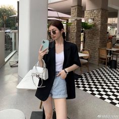 Shorts With Blazer Outfits, Clothes For Pear Shaped Women, Korea Summer Fashion, Classy Fashion Chic, Neat Casual Outfits