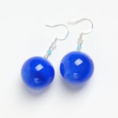 "These Blue ball dangle earrings are good for everyday outfits and for special occasions. They can be a great gift for her! Dimensions: total length is 2\" inch (5cm), ball diameter 0.9\" inch (2.2cm). Materials: artist lampwork glass beads, silver plated hooks. Colors used: blue. For your information: ✦ Get free shipping when you buy any two or more items! ✦ All jewelry is shipped with some kind of gift wrapping, box or bag depending on size. ✦ Your order will be packed very carefully and will Sphere Earrings, Hollow Earrings, Bubble Earrings, Blue Drop Earrings, Cobalt Blue Earrings, Blue Ball, Earrings Big, Yellow Earrings, Lightweight Earrings