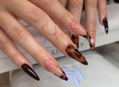 Nails 2024 Fall Designs, Burgundy Autumn Nails, Tortoise Nails French, Christmas Set Nails, Brown Acrylic Nails Almond, Best Fall Acrylic Nails, Brown Chrome French Tip Nails, Calico Nails, Tortoise Shell French Tip Nails