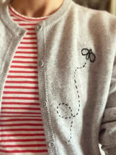 Subtle Embroidery On Clothes, Cardigan Embellishment Diy, Embroidered Cardigan Diy, Embordery Clothes, Hand Embroidery Ideas Clothes, Small Embroidery Gifts, Sweater Embroidery Ideas Simple, Embroidered Bunny, Cool Embroidery Ideas Clothes