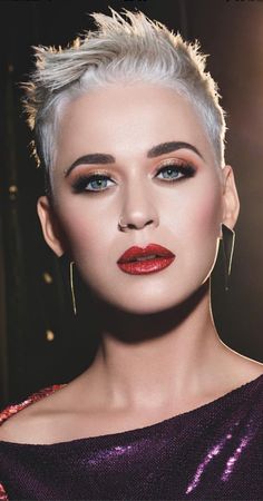 Katy Perry Pixie, Katy Perry Makeup, Brown Pixie Cut, Haircut Design, Short Sassy Hair, Haircut Designs, Super Short Hair, Edgy Short Hair