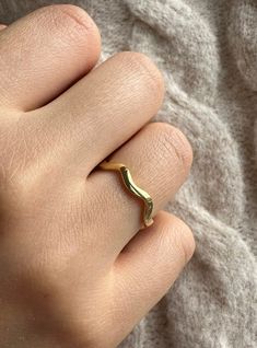 Gold Wave Ring, Sea Wave Ring, 14K Solid Gold Gift Wave Rings, Wave Ring Silver, Gold Thumb Rings, Suede Box, Gold Wave Ring, Wave Jewelry, Ring Minimal, Ring Inspo, Gold Waves