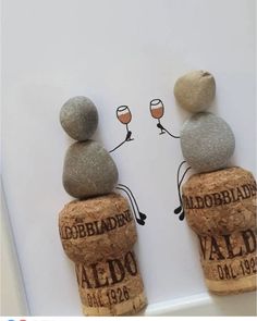 Friendship Birthday, Wine Cork Diy Crafts, Cork Crafts Diy, Wine Cork Diy, Wine Cork Art, Cork Art