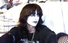 Creative Goth Makeup, Goth Zombie Makeup, Gothic Makeup Men, Corpse Paint Makeup Ideas, Corpse Paint Men, Black Metal Makeup, Corpse Makeup, Goth Vampire Makeup, Corpse Paint Ideas