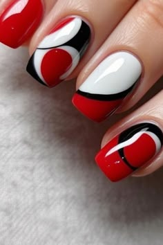 Capture the Moment: Beautiful Red and White Nails for a Fun Look Red And Black Nail Designs, Red And Black Nail, Short Red Nails, Black And White Nail Designs, Subtle Nail Art, Elegant Touch Nails, Red And White Nails, Black And White Nail Art, Black White Nails