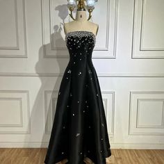 Luxury Dubai Black Beaded Evening Dress for Women 2024 - Elegant Arabic Wedding Birthday Party Formal. Arabic Wedding, Black Beaded Dress, Formal Parties, Arab Wedding, Costume Dress, 2024 Collection, Beaded Dress, Modern Fashion, Dress For Women