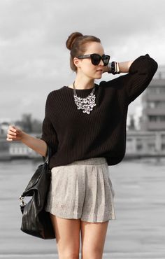 Sweater looks so comfy Belle Silhouette, Trendy Fall Outfits, Street Chic, Look Chic, Dandy, Look Cool, Outfits For Teens