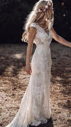 Mermaid Cap Sleeve Rustic Lace Wedding Dress Long Bridal Gown,WW191 Sheath Wedding Dress Lace, Dresses By Style, Wedding Dresses Hippie, Crystal Wedding Dress, Skirt Diy, Unconventional Wedding Dress, Rustic Wedding Decorations, Boho Styl, Short Wedding Dresses