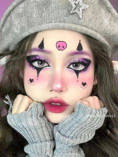 Kuromi Face Paint, Crazy Makeup Looks Creative, Kawaii Makeup Looks, Kuromi Costume, Halloween Makeup Cute, Unique Eye Makeup, Kuromi Nails, Make Up Yeux, Kuromi Outfit