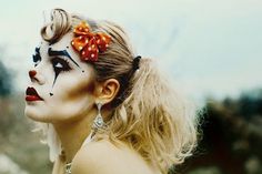 Unique Halloween Makeup, Circus Makeup, Pierrot Clown, Makeup Tumblr, Creepy Halloween Makeup, Cute Halloween Makeup, Halloween Makeup Scary