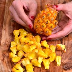 Opening a pineapple Christmas Gingerbread Cookies Recipe, Benefits Of Raw Honey, Aesthetic Health