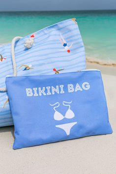 beach stuff, bags cute, cute bags, beach ootd, travel bag, beach gift diy, bag idea, beach gifts
beach gift ideas, summer bags, beach needs, packing for the beach, diy beach gifts, pack for beach, beach basket ideas, vacation bag, bag pack
beach essentials, beach gift bag, beach hacks, day bag travel, packing beach, tote bag, traveling bag essentials, beach packing list, beach vacation, beach list packing, bags and purses boho beach tips, beach gift basket cute travel bags, beach packing Swim Bag Accessories, Beach Accessories Store, Swimwear Bag Packaging, Beach Bag Design, Beach Gift Ideas, Cloth Tote Bags, Beach Bag Essentials, Accessories Beach, Lake Gifts