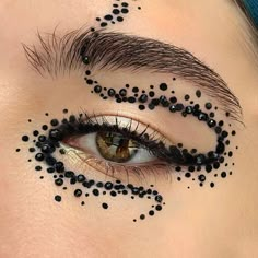 Drag Make-up, Rhinestone Makeup, Graphic Makeup, Rave Makeup, Dope Makeup, Creative Eye Makeup, Creative Makeup Looks, Milk Makeup, Eye Makeup Art