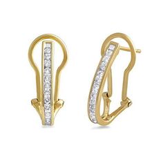 Brand: JeweliliFeatures: White diamond clip hoop earrings Length: 17.5 mm Width: 4.2 mm Height: 10.2 mm The perfect gift for a special occasion, birthday, graduation or a promotion. Item is shipped in a beautiful gift box Return on any order within 30 days Item Condition: New Helzberg Diamonds, Yellow Gold Jewelry, Clip Earrings, Polish Jewelry, Round Earrings, Beautiful Gift Boxes, Earring Backs, Round Brilliant Cut Diamond, Diamond Stone