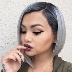 Loving the gray hair trend? Get inspired with 32 luscious gray hairstyles, and find out how to get gray hair with tips from a celebrity hairstylist! Womens Bob Hairstyles, Best Ombre Hair, Grey Bob, Short Ombre Hair, Ombre Hair Color, Grey Hair, Hair Dos, Ombre Hair, Bobs Haircuts