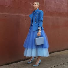 Spring Summer Two-Stone Neon Tulle Skirts юбки Ruffle Tiered Mid-Calf Lady Party Skirt mujer faldas Τσάντες Louis Vuitton, Tulle Skirts Outfit, Michele Watches, Rainbow Topaz, Party Skirt, Fashion Weeks, Mode Inspiration, Outfits Casuales, Colorful Fashion