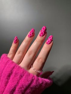 Top 10 Pink Nail Designs: Celebrity Inspirations & DIY Tips - DIY Morning Barbie Pink Nails Aesthetic, Barbie Design Nails, Barbie Nails Art, Bright Pink Nail Art, Barbie Nail Art Design, Holiday Pink Nails, Barbie Movie Nails, Barbie Nails Aesthetic, Pink Inspired Nails