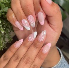 Summer Nails 2024 Almond Shape, Valentines Nail Art Designs, Wow Nails, Valentine Nail Art, Romantic Nails, Medium Almond, Summery Nails