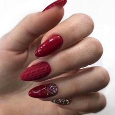 Stylish Nails Designs, Christmas Gel Nails, Red Nail, Classy Nails, Creative Nails