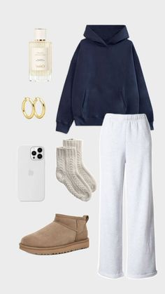 Discover 20+ Sweatpants Outfits You Can’t Get Around on Pinterest Right Now! Whether you're looking for a cozy Sweatpants Outfit or some Outfit Inspo Casual vibes, these looks are a must-see. From Baggy Sweatpants styled effortlessly to Cool Sweatpants Outfit ideas perfect for every season, these populaire outfits will keep you comfy and stylish. Need a Fit Check Winter? We've got you covered with chic, laid-back styles inspired by Skandinavian Fashion for that minimalist yet trendy touch. El... Cool Sweatpants, Sweatpants Outfit Ideas, Sweatpants Outfits, Cozy Sweatpants, Baggy Sweatpants, Skandinavian Fashion, Sweatpants Outfit