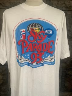 "Vintage 90s Sky Parade First Annual Mississippi 93 Pepsi / Bud Light T shirt Item Condition: Pre-Owned (Used) condition. please see pictures Size on Tag: XL, Please check measurement Tag : fruit of the loom ------------ Measurement: ------------- Chest (Pit to Pit) 23\" Length 32\" Shipping: Worldwide ---------- Standard Shipping 14-30 Days Express 5-8 Days I can do combined shipping +Add USD 5 shipping for each additional items!" Vintage Usa Shirt, Vintage School, Harley Davidson Shirt, Bud Light, T Shirt Photo, Cool Sweaters, Mens T Shirts, Mens Graphic Tee, Vintage Sweatshirt