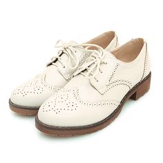 Synthetic Synthetic sole Lace-up vamp The white flat vintage oxfords is a chic update to your tailored style. With brogue detailing, these sophisticated lace-up oxfords feature menswear styling with a feminine touch. Size US 4-15 available, for a smaller or plus size, we can also offer customized service. Order handling: 3-7 business days(100% hand-made) Shipping time for DHL: 2-5 days Shipping time for Free shipping: within 15 days. Classic Flat Heel Lace-up Shoes For Spring, White Lace-up Shoes With Brogue Detailing, White Lace-up Oxford Shoes, White Flat Heel Lace-up Office Shoes, White Wingtip Oxfords With Brogue Detailing, Elegant Spring Oxfords With Brogue Detailing, White Brogue Oxford Shoes With Pointed Toe, White Brogue Oxfords For Office, Elegant White Round Toe Oxfords