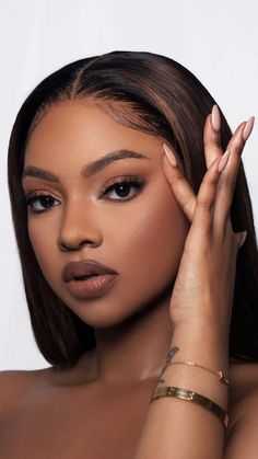 Mihlali Ndamase, Maquillage Yeux Cut Crease, Mekap Mata, Natural Glam Makeup, Dance Makeup, Makeup For Black Skin, Brown Skin Makeup, Soft Glam Makeup, Smink Inspiration