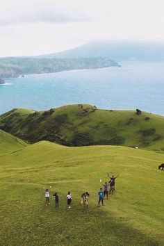 Philippines Honeymoon Guide: Discovering Hidden Gems Coral Garden, Tranquil Retreat, Hidden Beach, Rock Pools, Rolling Hills, Breathtaking Landscapes, Boat Tours, Romantic Getaways