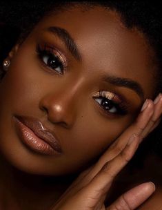 Dark Skin Eyeshadow, Black Bridal Makeup, Makeup For Black Skin, Brown Skin Makeup, Dark Skin Beauty, Braut Make-up, Black Makeup, Trendy Makeup, Make Up Looks