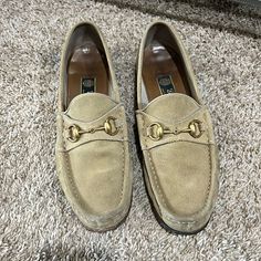 Gucci Loafer In Tan Suede. Uk Size 8.5 = Us Size 9.5 Gucci 1953 Horsebit Loafer, Shoes Gucci, Tan Suede, Gucci Shoes, Slip Ons, Tan Brown, Loafer Shoes, Men's Shoes, Loafers