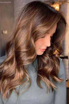 Brown Hair Color Chart For Your Brunette Shade Dimensional Hair Color, Caramel Brown Hair, Trendy We Fryzurach, Silver Blonde Hair, Popular Hair, Chocolate Brown Hair