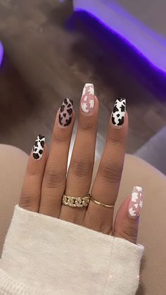 Black And White Cow Print Nails, Glitter Cow Nails, Cute Nails Acrylic Almond, Rodeo Nails, Cowboy Nails, Western Nails, Country Nails