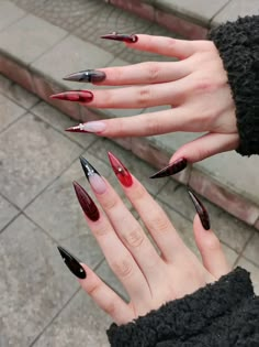 Rap Nails, Styling A Leather Jacket, Style A Leather Jacket, Nail Art Creative, Step By Step Nail Art, Nail Art Step By Step, Halloween Acrylic Nails