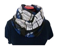 Doctor Who | 25 Superb Scarves For The Fashionable Fangirl Fandom Fashion, Geek Fashion, Geek Life, Timey Wimey Stuff, Geek Chic, The Doctor, Dr Who, Dexter