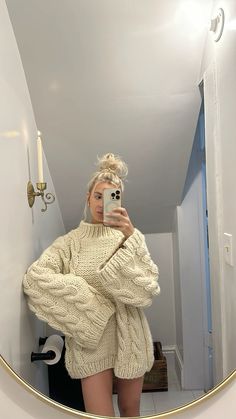 Winter Sweaters Oversized, Fit Aesthetic, Bags Crochet, Knit Wear, Girl Accessories, Winter Vibes, Body Motivation, Aesthetic Style