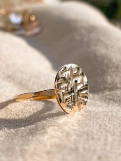 A stunning statement ring perfect for all of your summer outfits. I love to wear this ring on my pointer finger to add some flare to my look. 14K Gold Filled, Sterling Silver, Rose Gold Filled. Coin is approximately 15mm in diameter