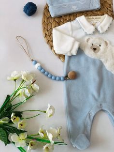 chenille onesie, super fine and elegant for your love with cute polar bear

 the beauty of made in Italy

 We are always looking for the best pieces to make every moment important.

 For any information do not hesitate to contact us customer service 334-71-60-824 Gift For Newborn, Cute Polar Bear, Pacifier Holder, For Your Love, Kids Events, Crib Shoes, Spring Shirts, Socks And Tights, Girls Sweaters